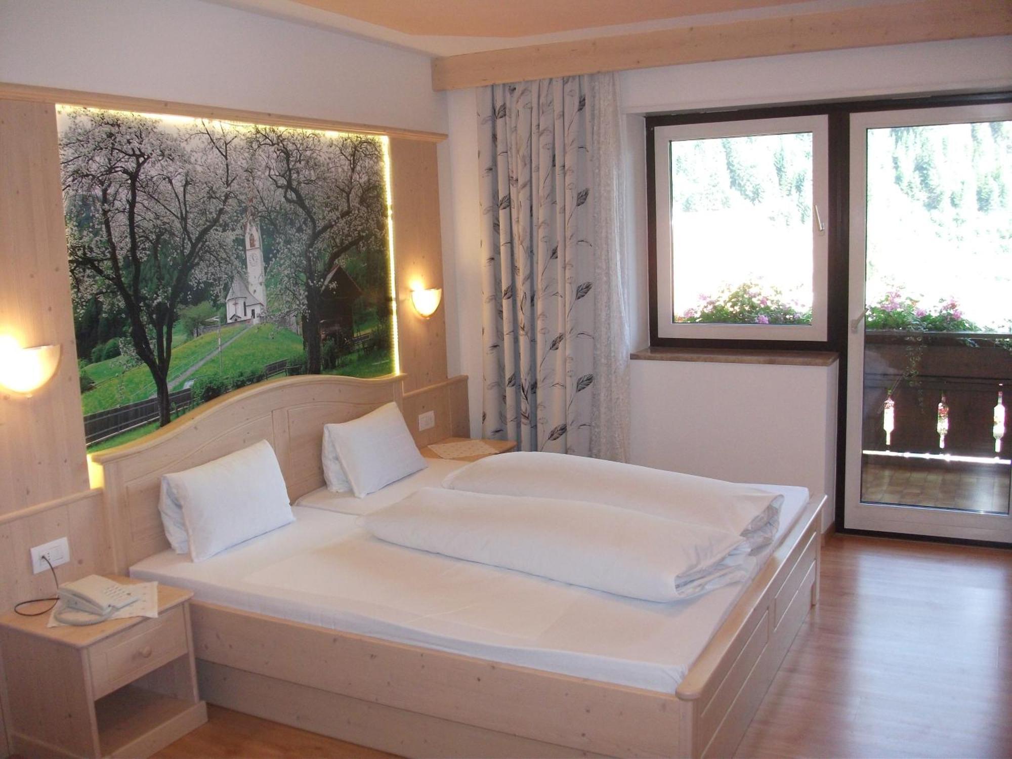 Hotel Schwarzbachhof Lutago Esterno foto