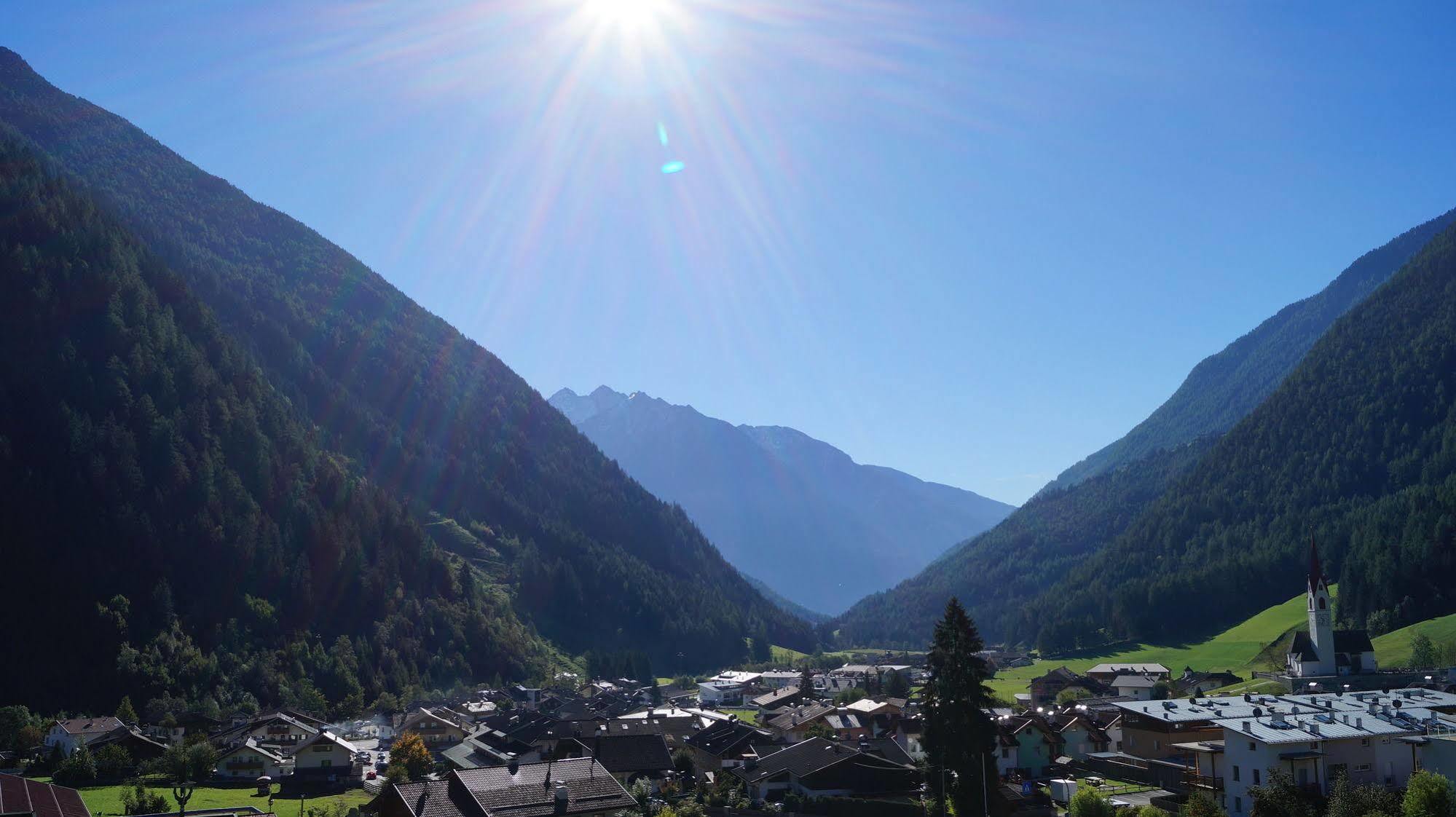 Hotel Schwarzbachhof Lutago Esterno foto