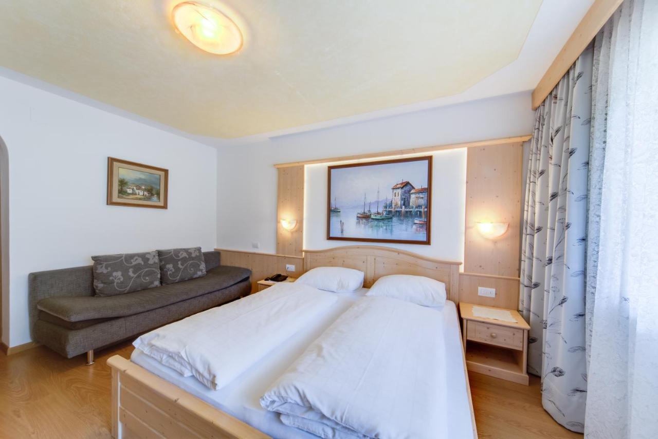 Hotel Schwarzbachhof Lutago Esterno foto