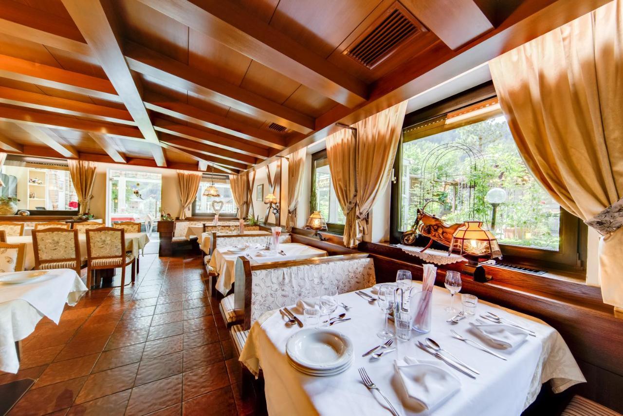 Hotel Schwarzbachhof Lutago Esterno foto